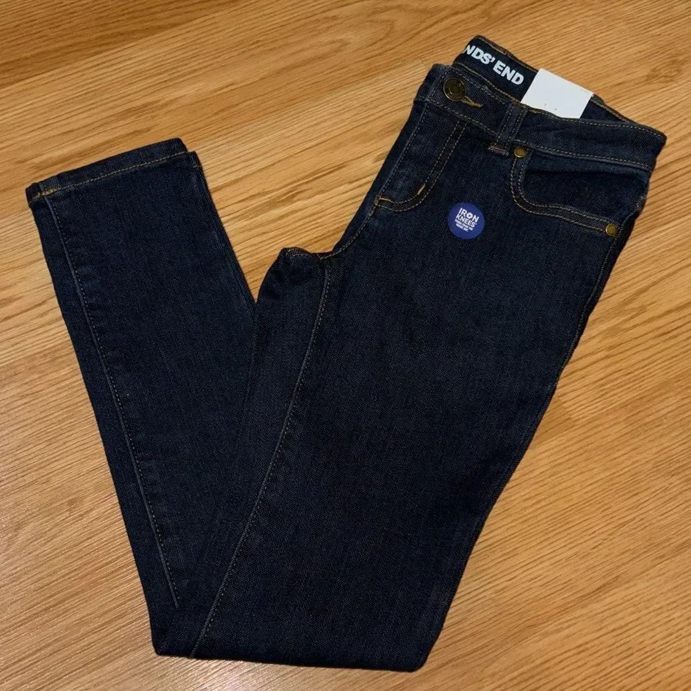 Girl’s Size 7 Lands' End Dark Rinse Blue 
Skinny Jeans
